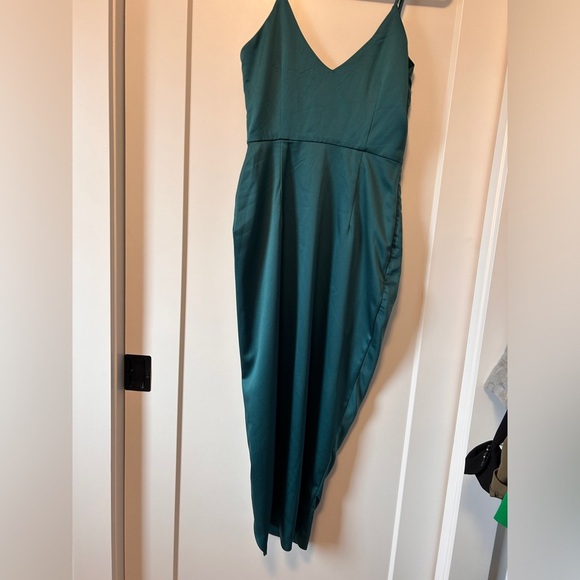 NWT Lavish Alice Wrap Midi Dress - Picture 3 of 6